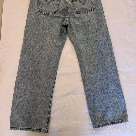 *BRAND NEW* Levis Jeans - Picture 4 of 5